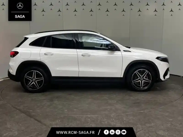 Mercedes Eqa 250 amg line — photo 6