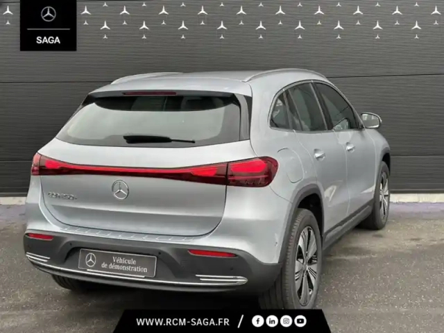 Mercedes Eqa 250+ business line — photo 5