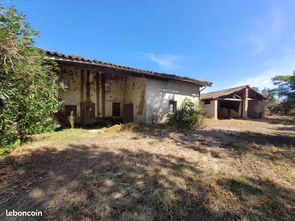 Ferme 440 m² Saint-Sulpice-la-Pointe