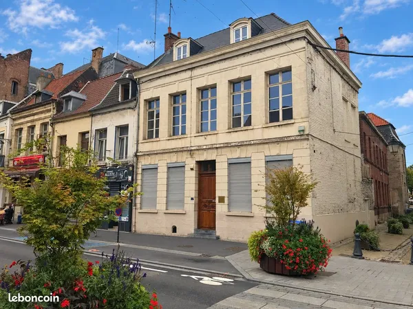 Maison bourgeoise ancienne 6p. 157m2 Centre-ville à Condé sur l' Escaut