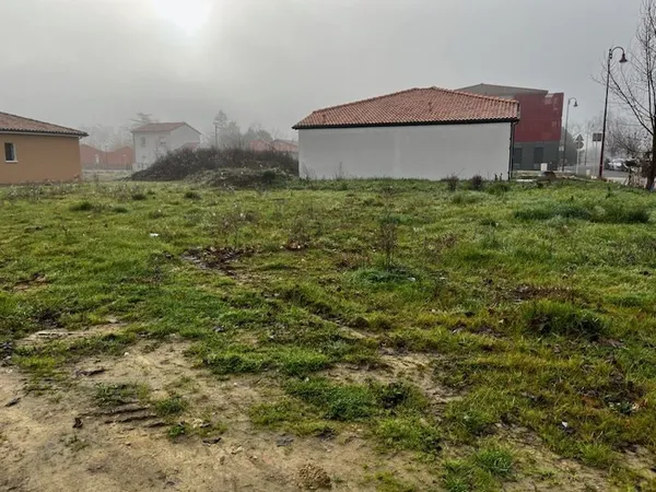 Terrain à bâtir de 918 m² à GRAGNAGUE (31)