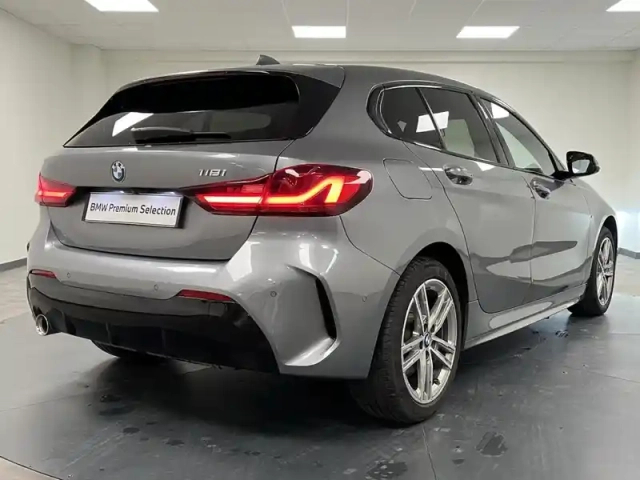 Bmw Serie 1 série 1 118ia 136ch m sport dkg7 — photo 3