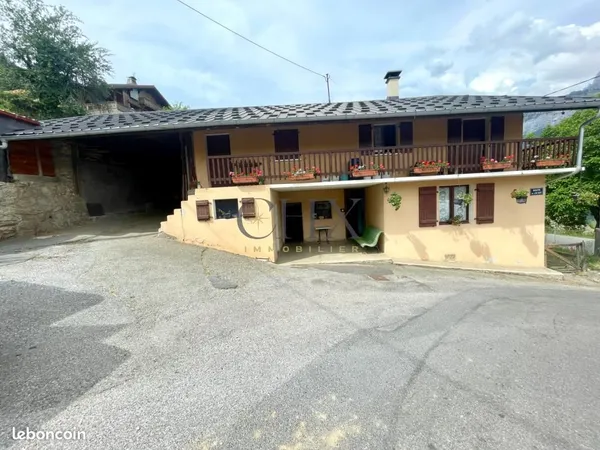 Ferme 6 pièces 106 m²