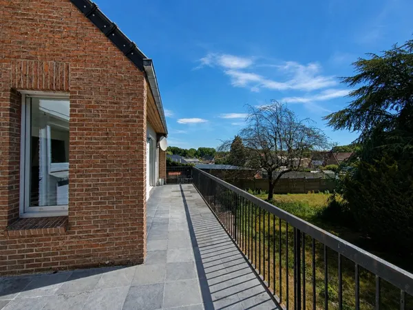 Maison individuelle sur sous-sol complet