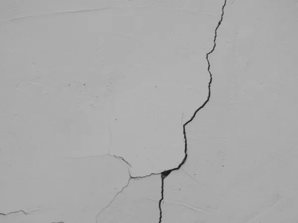 Maisons fissurées : depuis le 12 août, l'expert qui chiffre votre sinistre sécheresse doit être qualifié