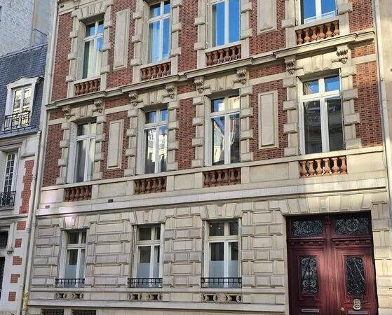 Local 236 m²
