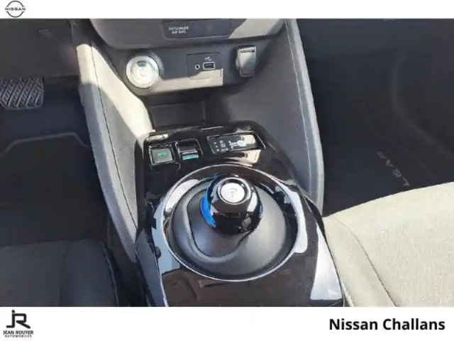 Nissan Leaf 150ch 40kwh acenta 22 — photo 8