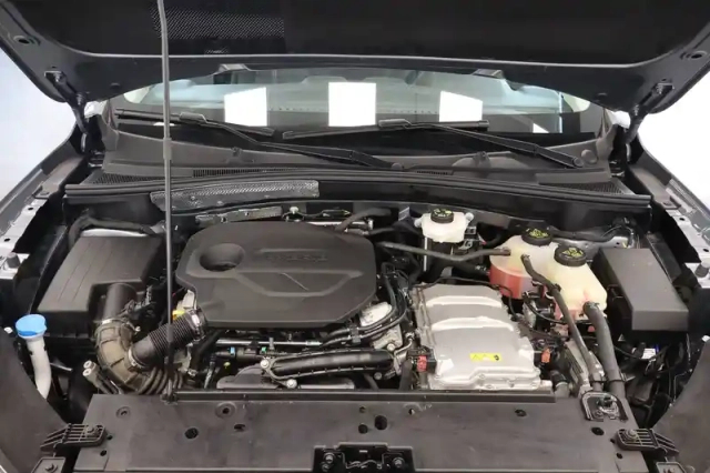 Mg Zs 1.5 l hybrid+ 197 ch — photo 8