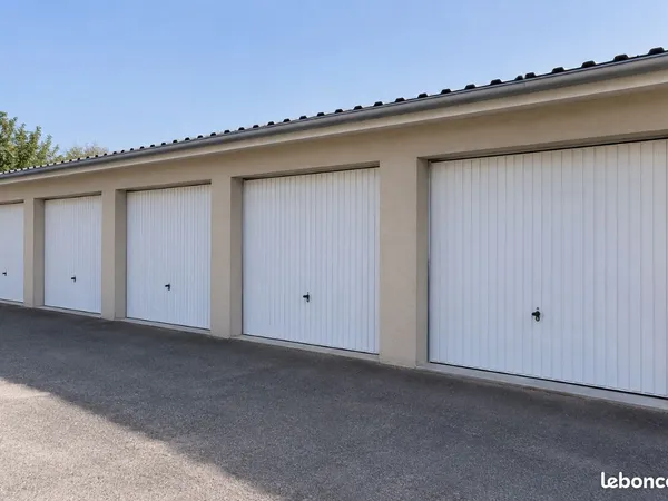 Garage box