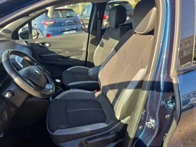 Renault Captur 1.2 tce 120ch energy s-edition — photo 9