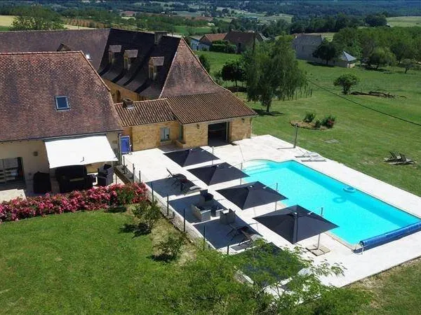 Maison 17 pièces 730 m²