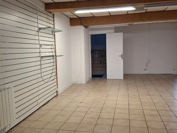 Commerce Location Saulieu 1p 100m² 550€