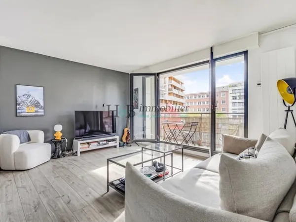 EXCLUSIVITÉ - 2 PIÈCES AVEC BALCON - VILLAGE POPINCOURT