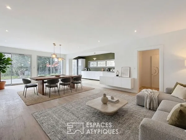Maison neuve avec jardin et garage
