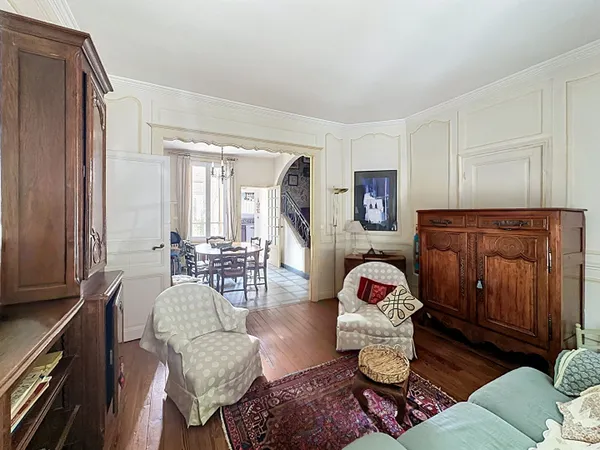 Maison 10 pièces 200 m²