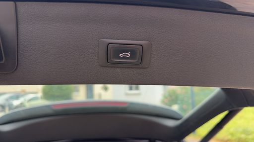 Audi Q3 2.0 TDI 184 S-Tronic 7 - Ambition Luxe – 2016 – 156401 km – Diesel – Boîte Automatique — photo 31