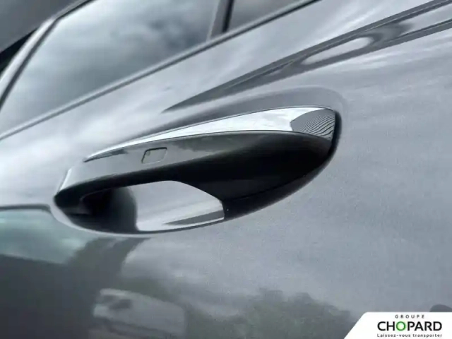Mercedes Gla 250 e hybrid eq 8g-dct — photo 28