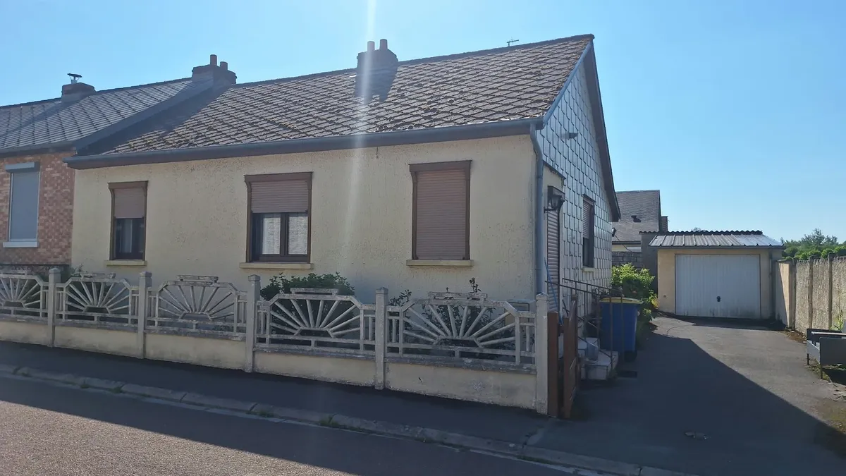 Photo 1