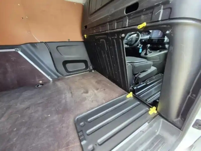 Peugeot Partner iii bhdi 100 s&amp;s standard 650kg premium — photo 23