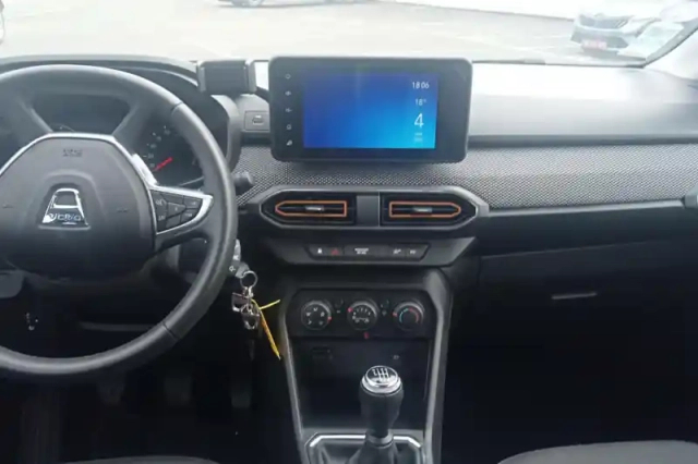 Dacia Sandero eco-g 100 - 22 — photo 9