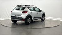 Dacia Sandero 1.0 TCe 90ch Stepway Confort -22 — photo 5