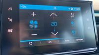 Citroen C3 1.2 PureTech 83ch S&S Shine — photo 21