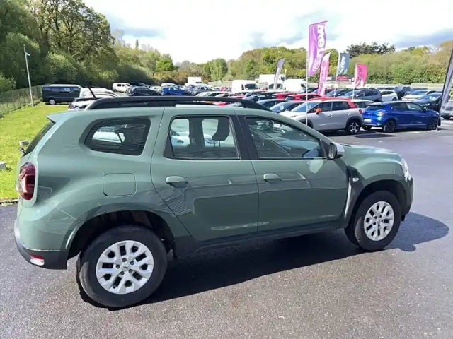 Dacia Duster eco-g 100 4x2 — photo 25