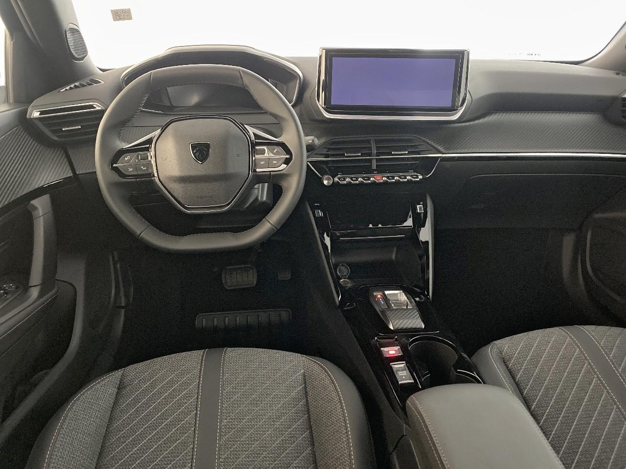 Peugeot 2008 hybrid 145 ch e-dcs6 allure — photo 8