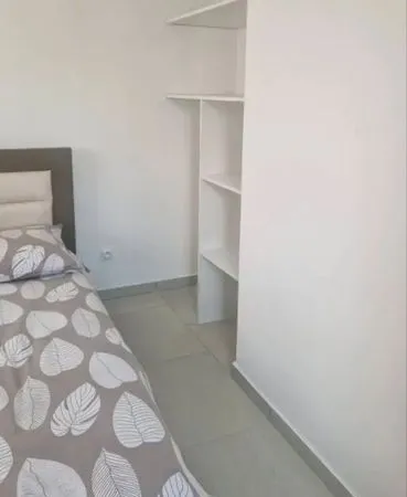 F2 meublé