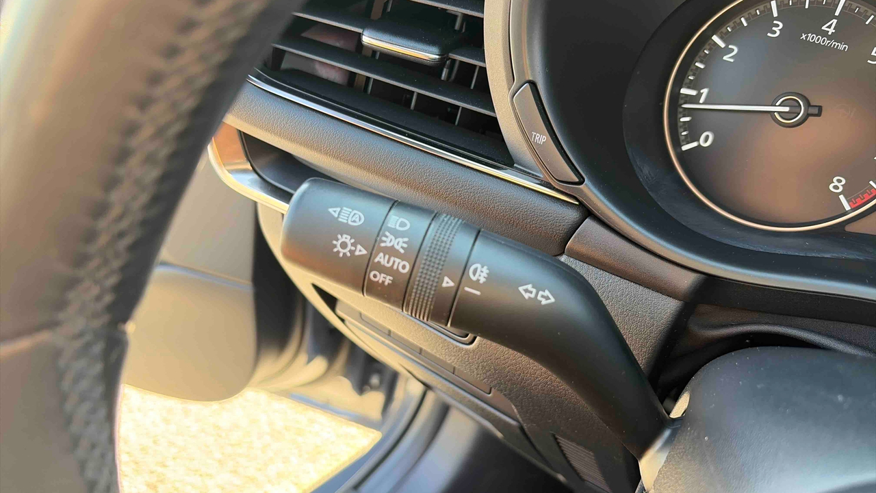 Mazda3 5 portes 2.0L SKYACTIV-G M Hybrid 122 ch BVA6 — photo 29