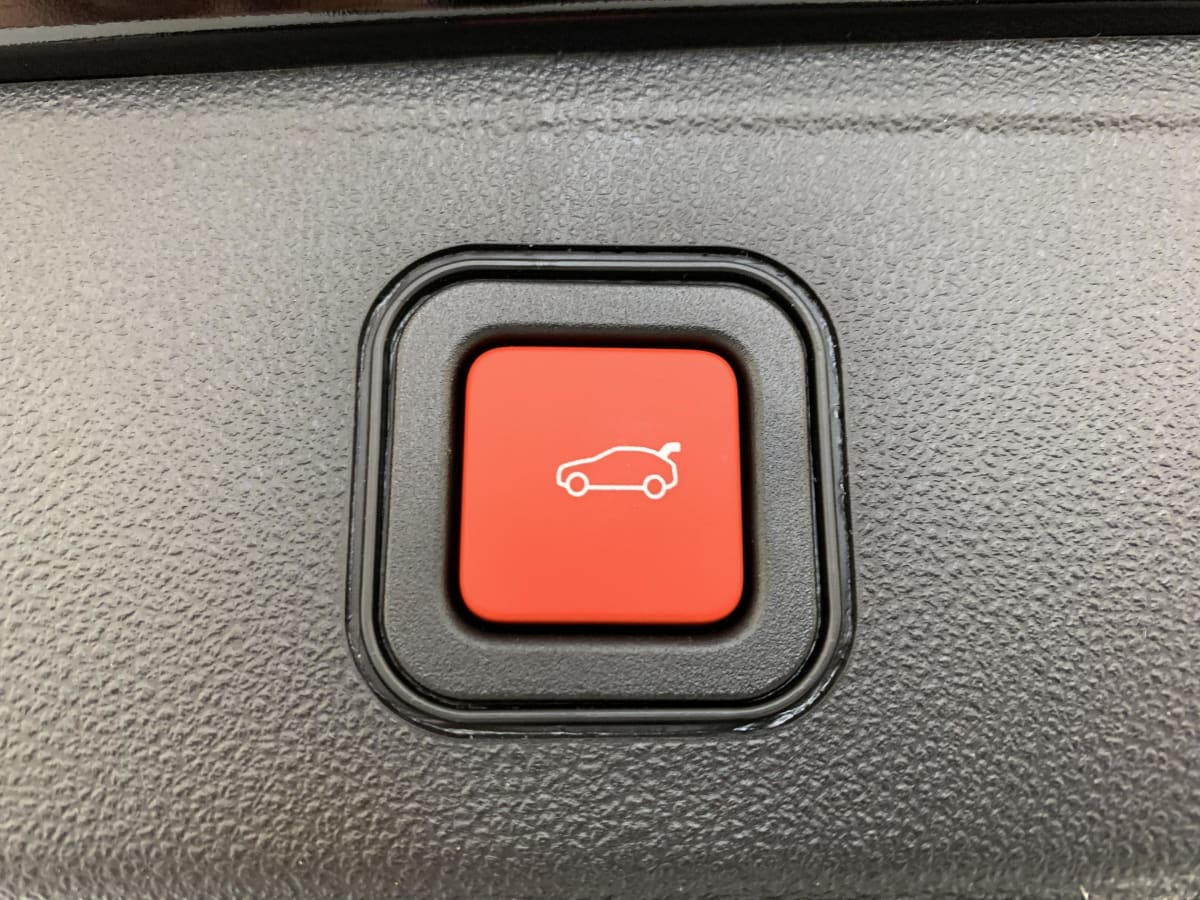 Jeep Avenger — photo 25