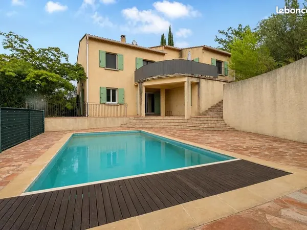 Maison 5 pièces 163 m²