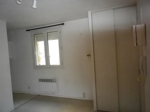 Appartement Location Bordeaux 1p 19m² 500€