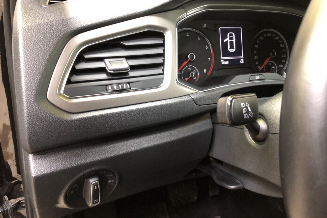 Volkswagen T-Roc 1.5 TSI EVO 150 Start/Stop DSG7 — photo 22