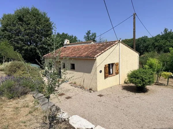 Villa indépendante - 70 m² - 3 pièces