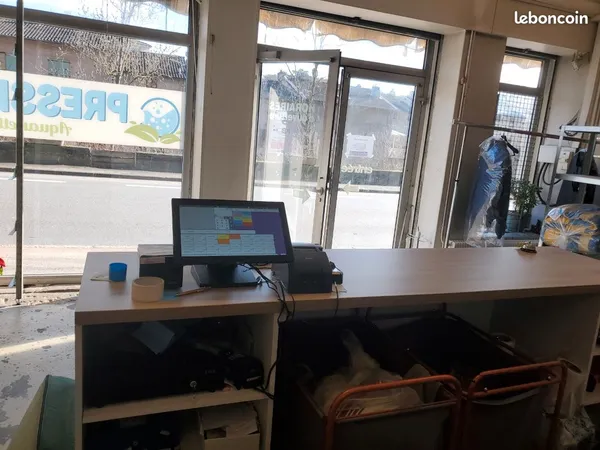 Commerce Vente Sain-Bel  70m² 35000€