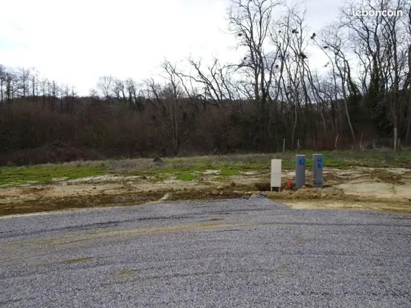 Terrain 460 m² Breuil Le Vert