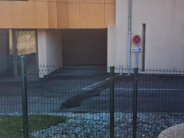 Garage location