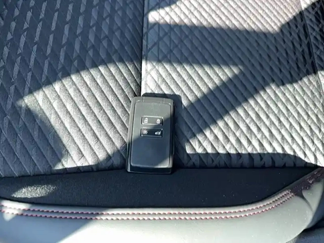 Renault Clio tce 115 ch — photo 22