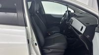 Toyota Yaris HSD 100h Style 5p — photo 15