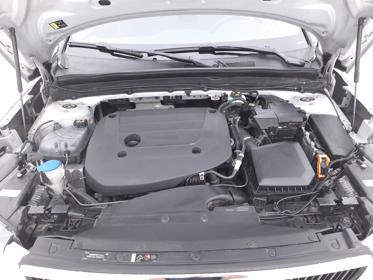 Volvo XC40 — photo 18