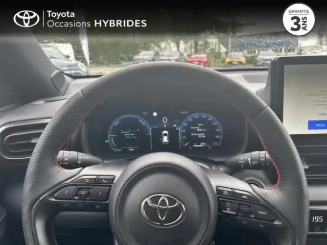 Toyota Yaris 130h gr sport 5p my25 — photo 13