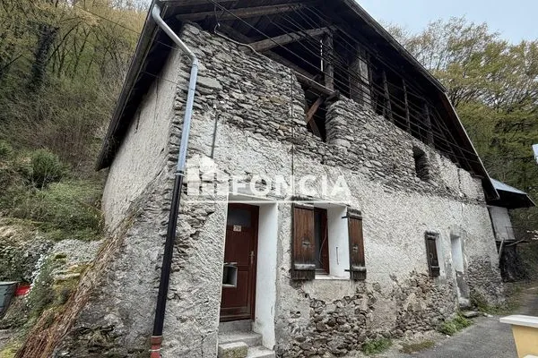 Maison 400 m²