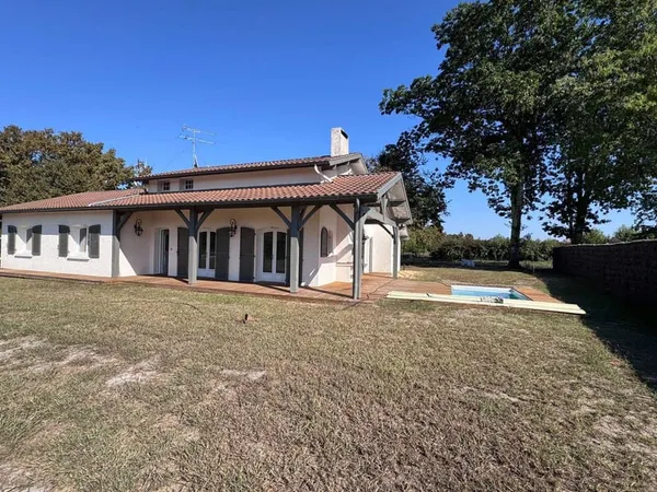 Maison 5 pièces 200 m²