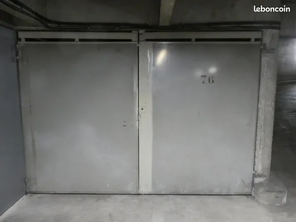 Location Garage/Box Fermé