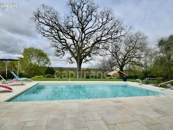 Maison 6 pièces 179 m²