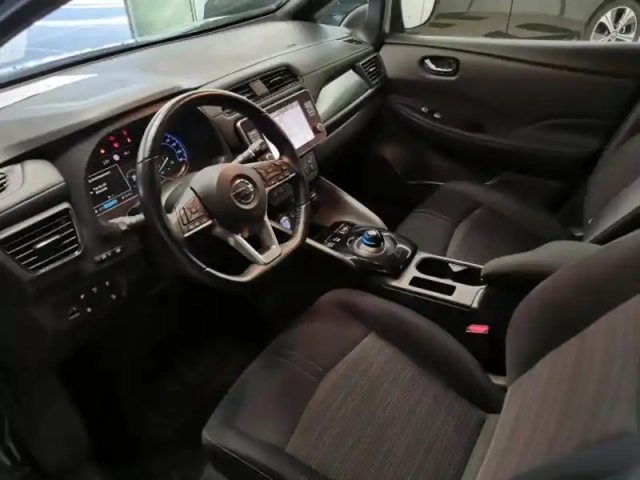 Nissan Leaf 150ch 40kwh n-connecta 22 — photo 7
