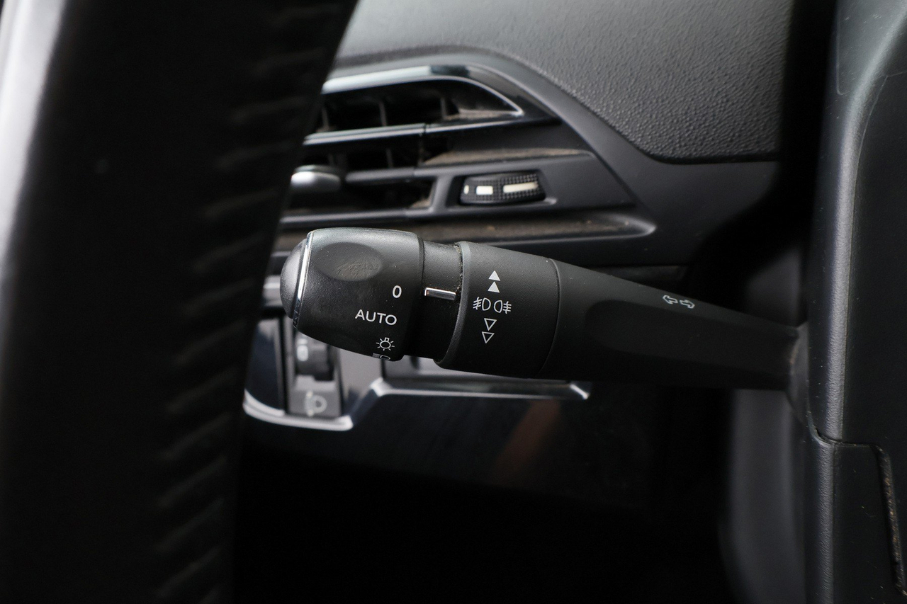Citroën C4 Spacetourer — photo 21