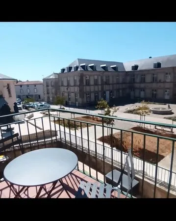 Chambre meublée 18m2, balcon, jolie vue
