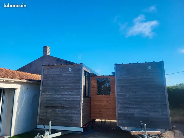 Double tiny house